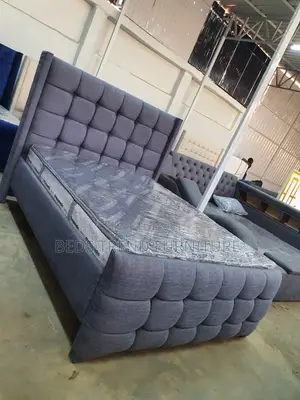 5 by 6 Chester Bed Tufted Design