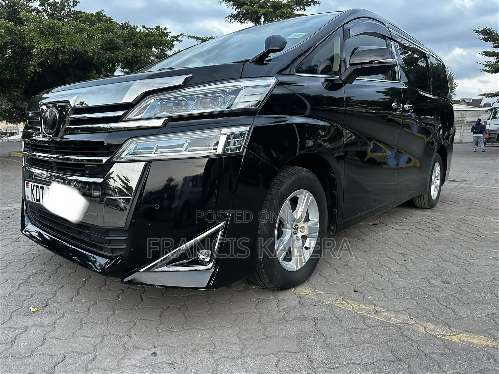 Toyota Alphard 2019 Black