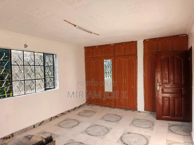 3bdrm Bungalow in Githunguri for rent - thumbnail 5