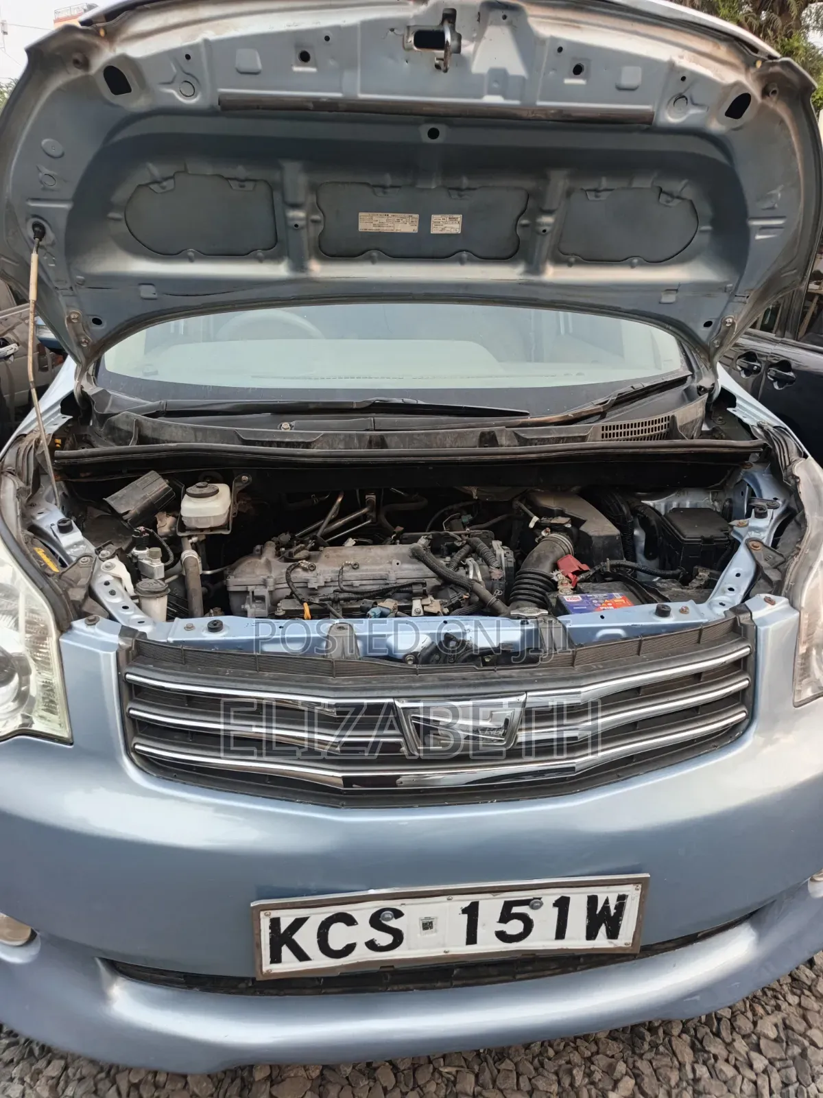 Toyota Noah 2011 Blue