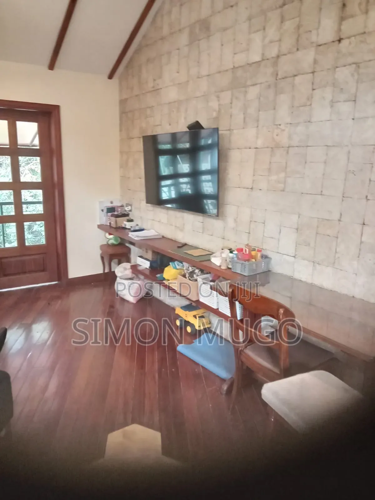 4bdrm Maisonette in Membley Estate for sale