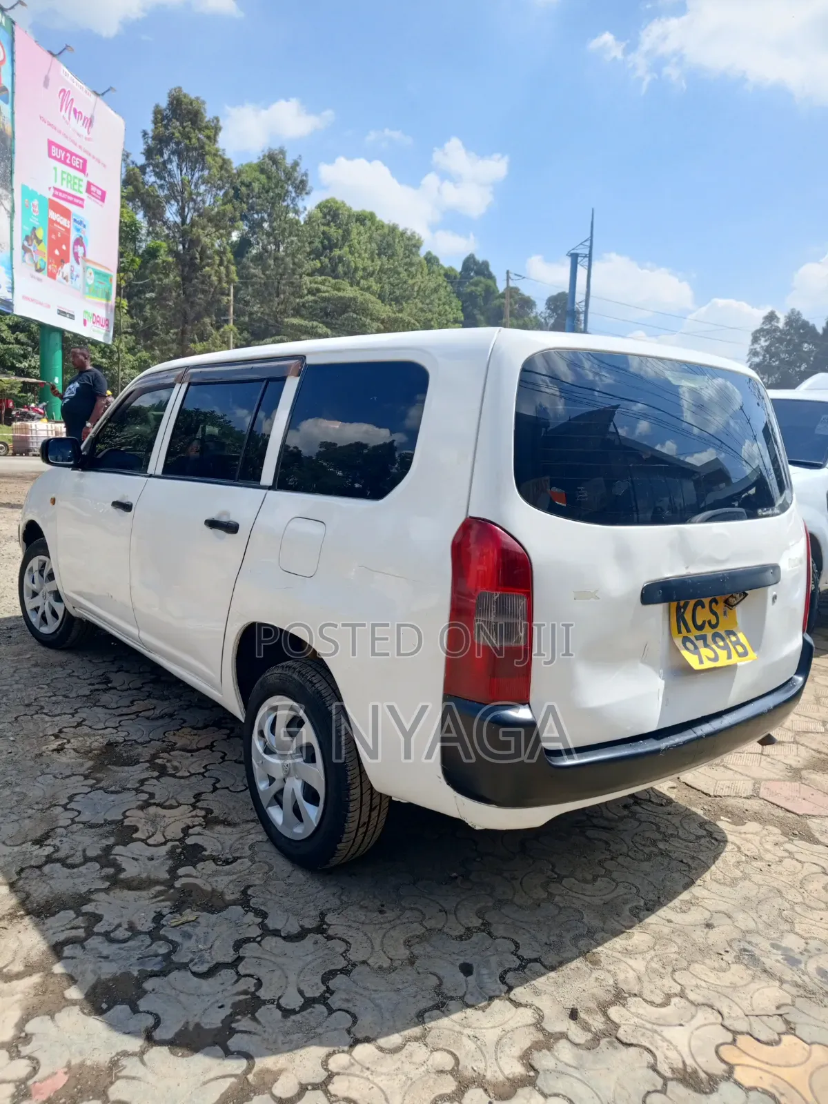 Toyota Probox 2011 White