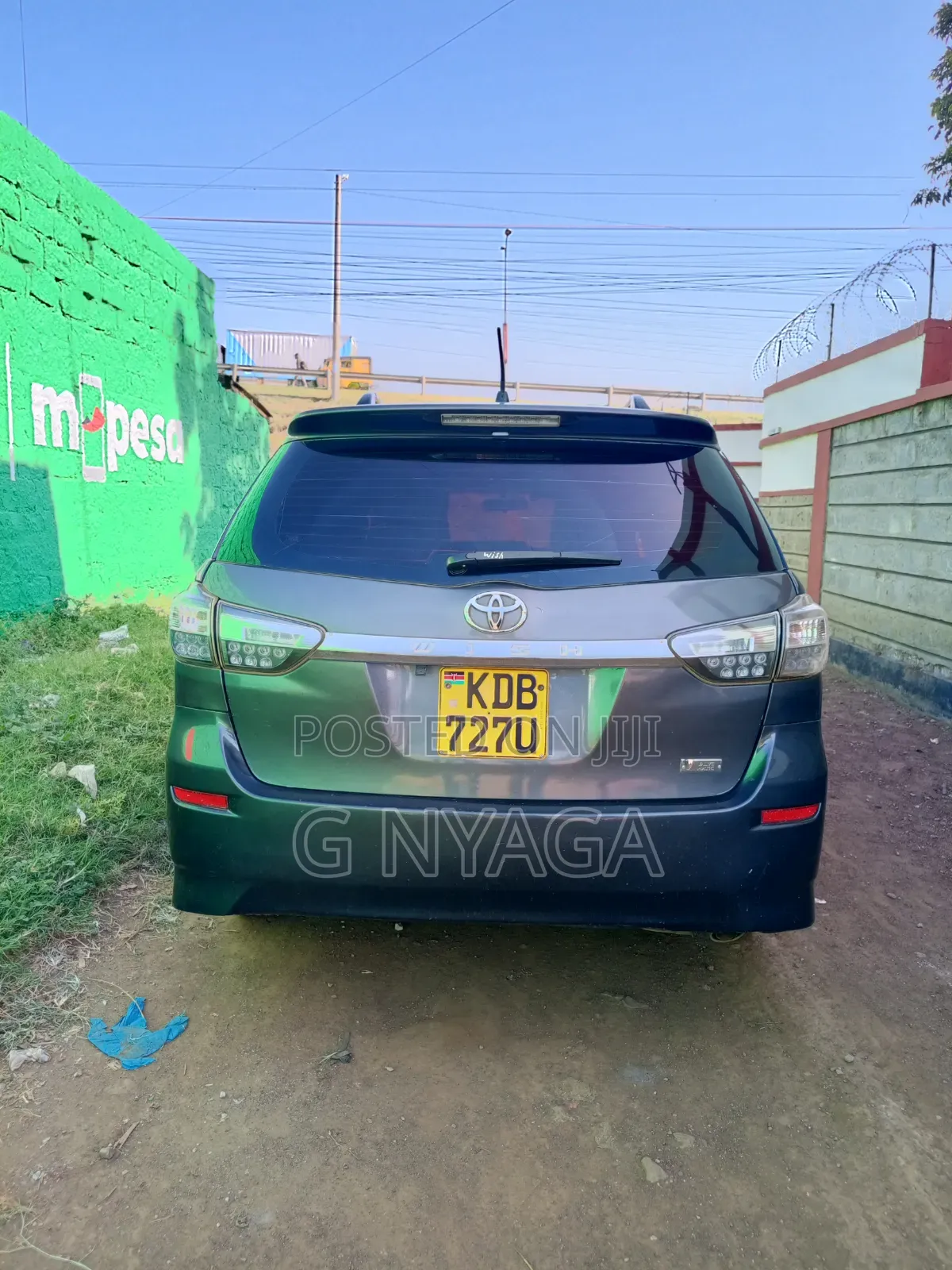 Toyota Wish 2013 Gray