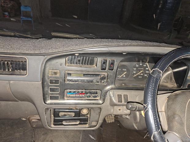 Nissan Caravan (Urvan) 1994 Grey - thumbnail 8