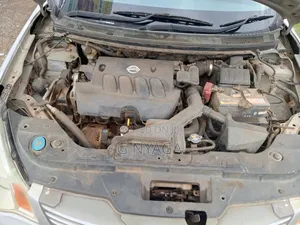 Nissan Bluebird 2010 Silver