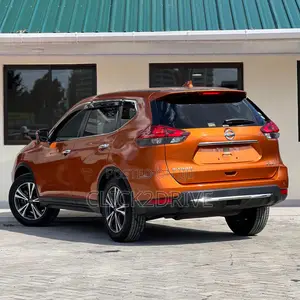 Nissan X-Trail 2.0 Petrol AWD 2019 Orange