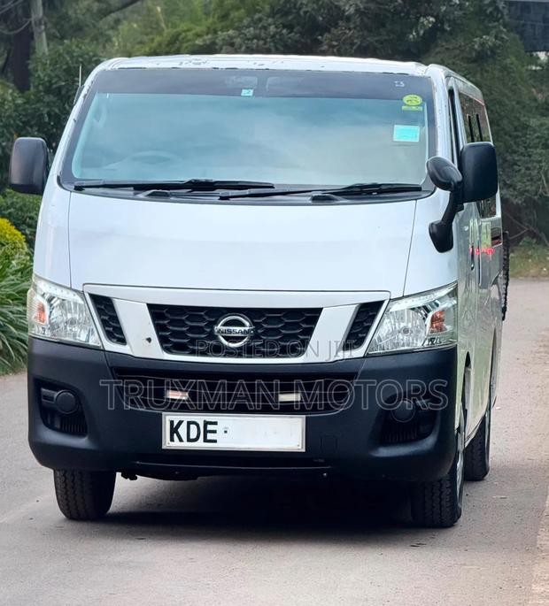 Nissan Caravan (Urvan) 2014 White - thumbnail 2