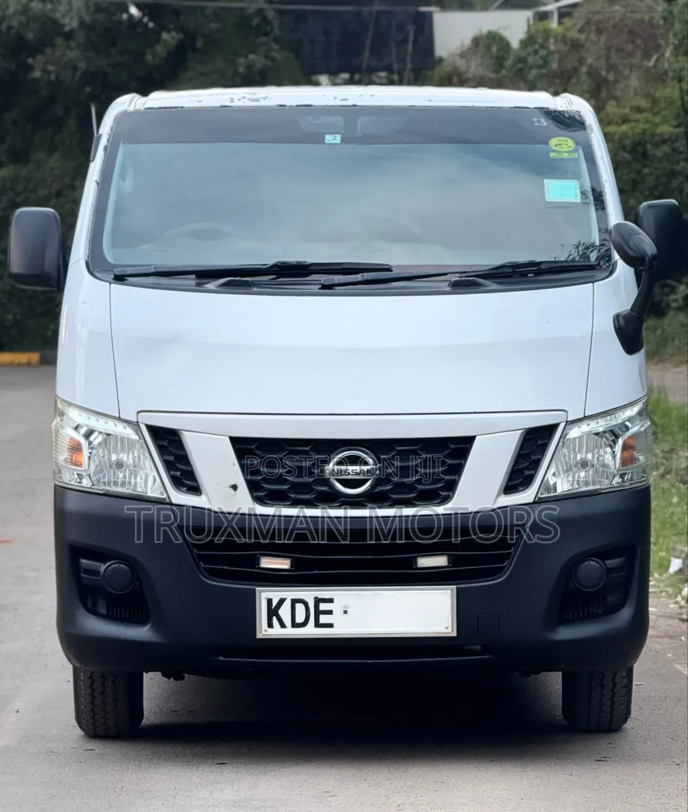 Nissan Caravan (Urvan) 2014 White