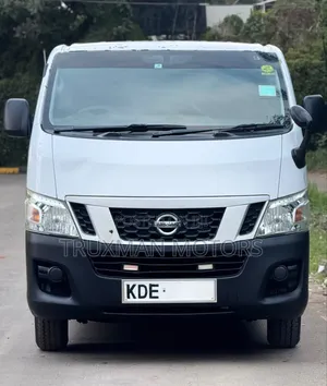 Nissan Caravan (Urvan) 2014 White