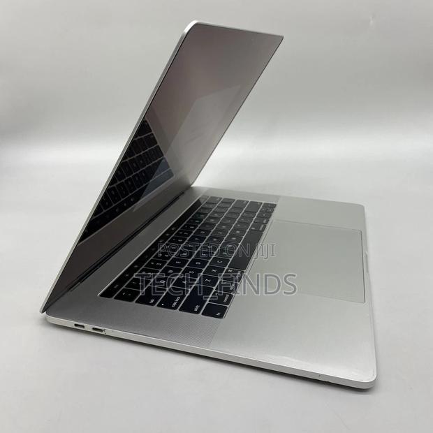 Laptop Apple MacBook Pro 2018 16GB Intel Core i7 SSD 512GB - thumbnail 2
