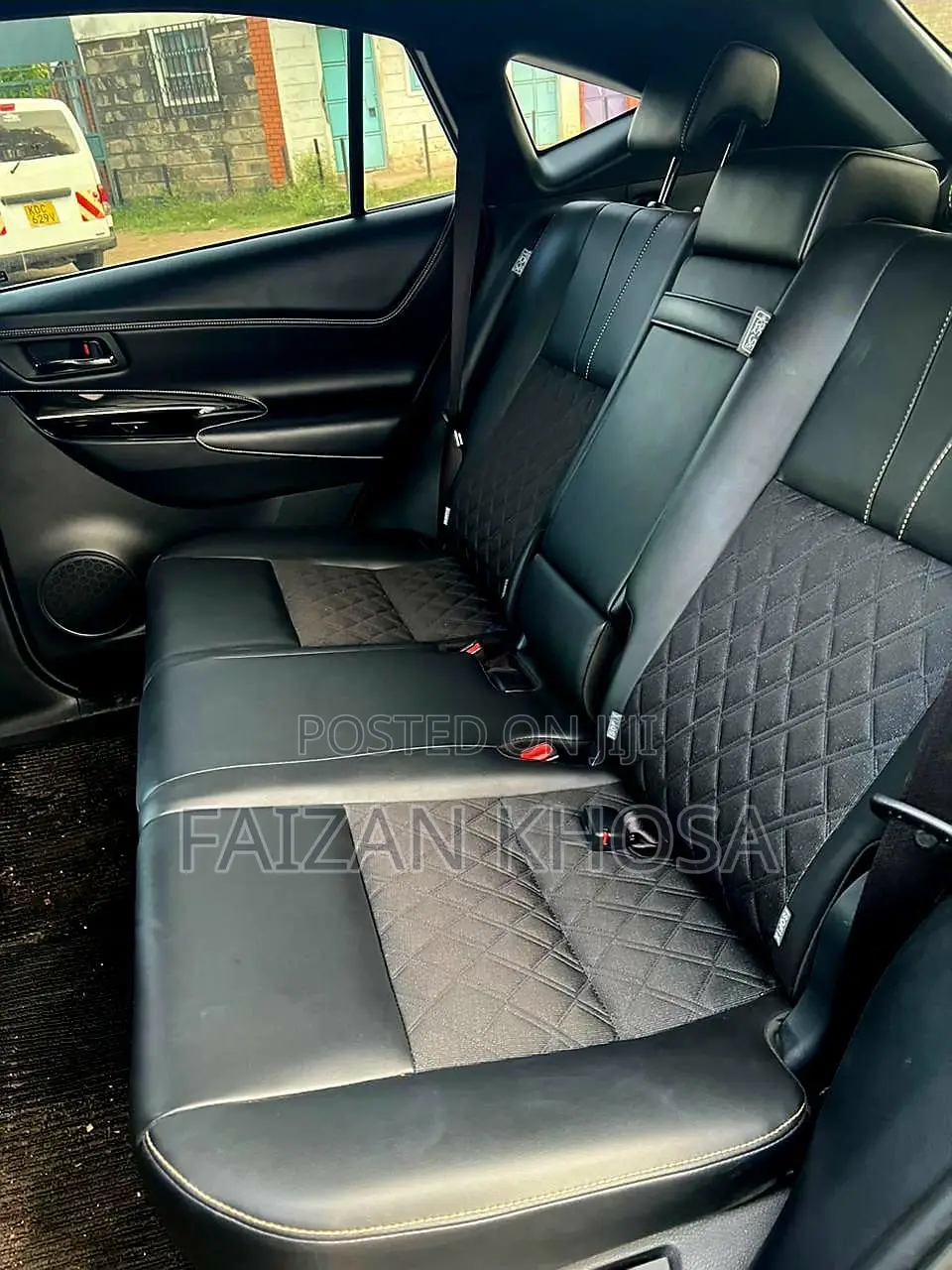 Toyota Harrier 2.0 2019 Black