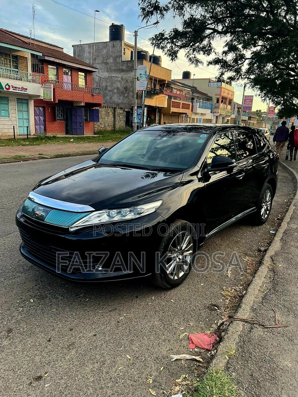 Toyota Harrier 2.0 2019 Black