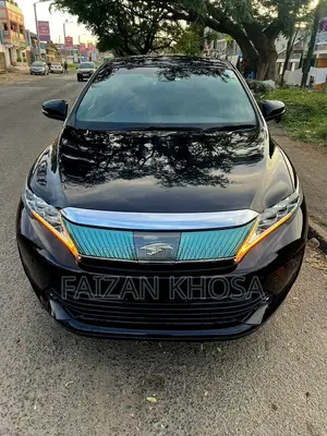 Toyota Harrier 2.0 2019 Black