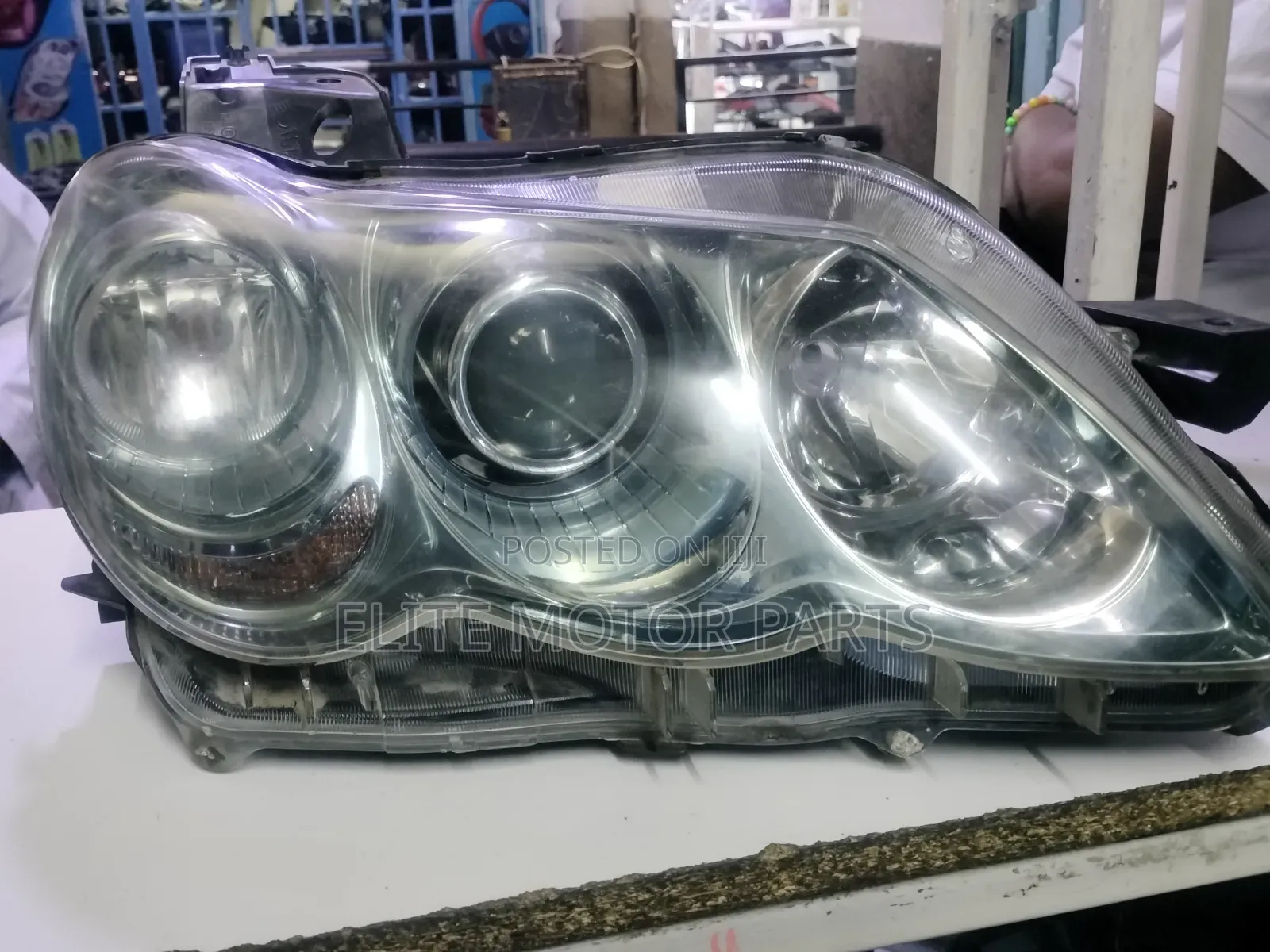 Mark X 2008 Zenon Headlight