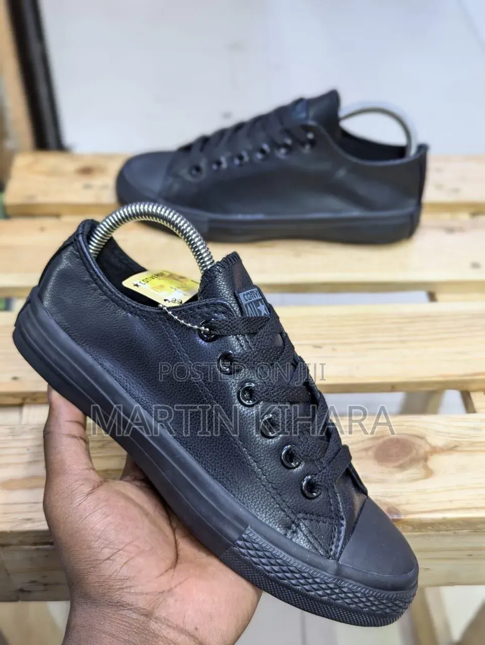 Converse Leather (Size 36-44)