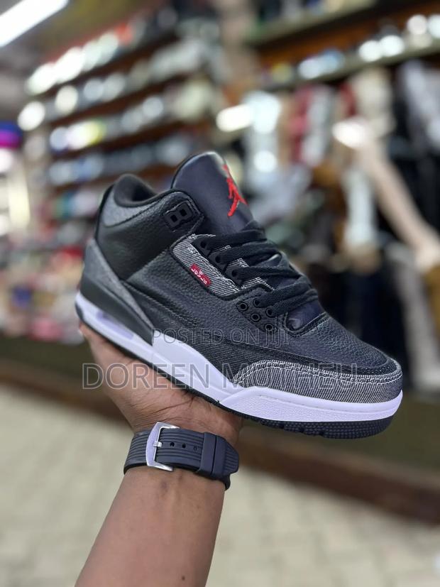 Jordan 3 Retro Sneakers - Clean and Stylish Sneakers (40–45) |