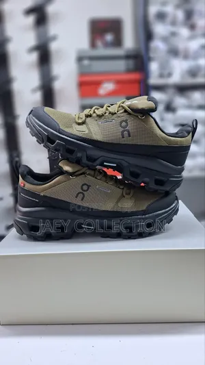 Quality on Cloudrunner Waterproof Size 40_45