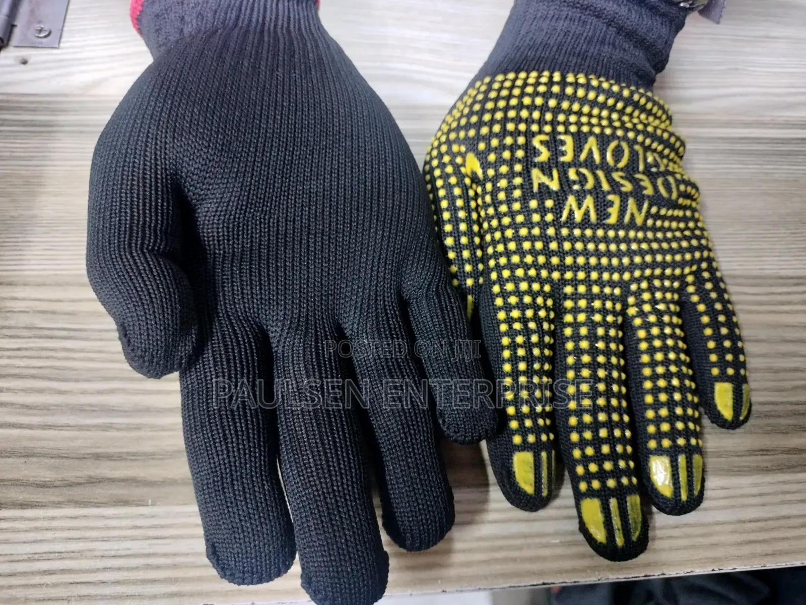 Polka Dotted Gloves/Pvc Dotted Gloves