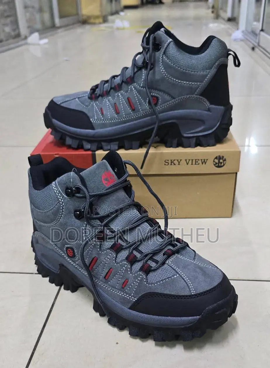 Clean Skyview Boots Available in Excellent Condition.
