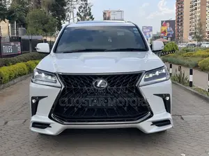 Lexus LX 570 AWD 2020 White