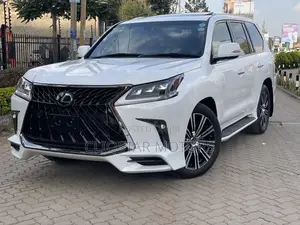Lexus LX 570 AWD 2020 White