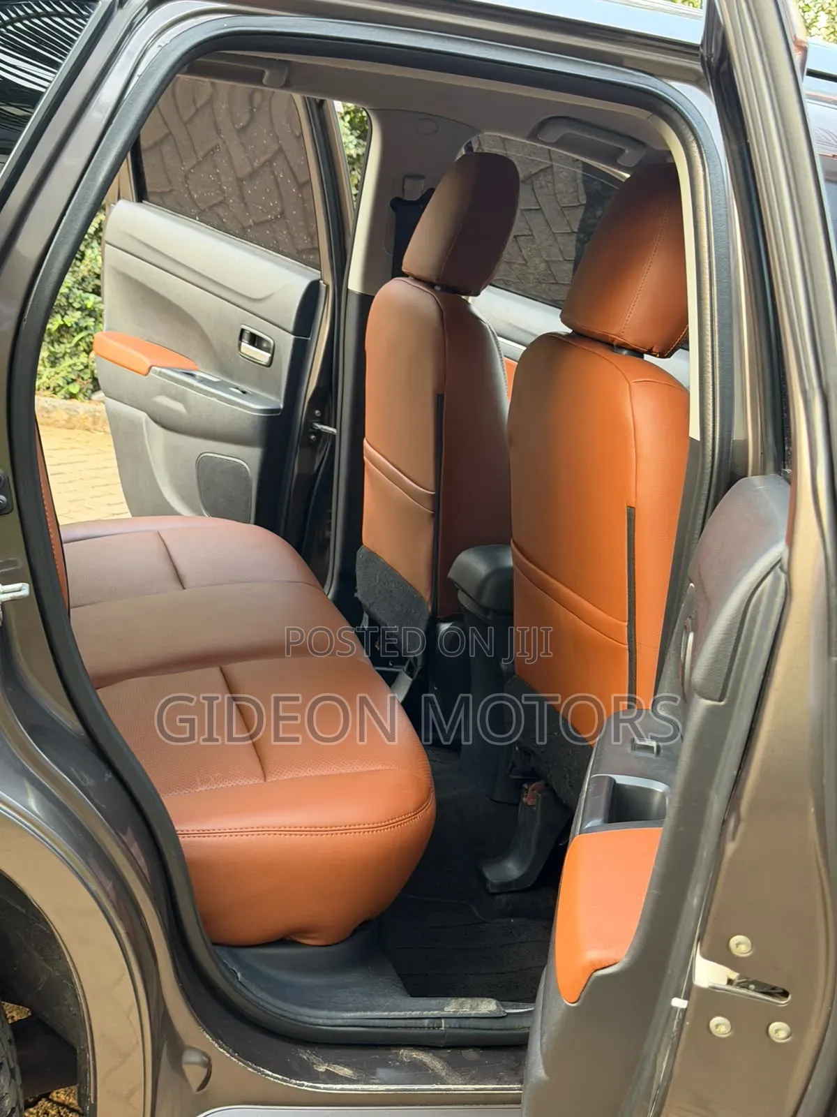 Mitsubishi RVR 2.0 2011 Gray