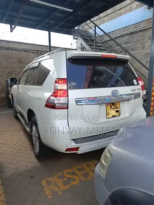 Toyota Land Cruiser Prado 2015 White