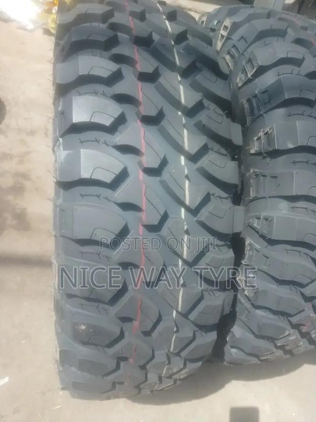 235/75r15 Black Bear M/T - thumbnail 3