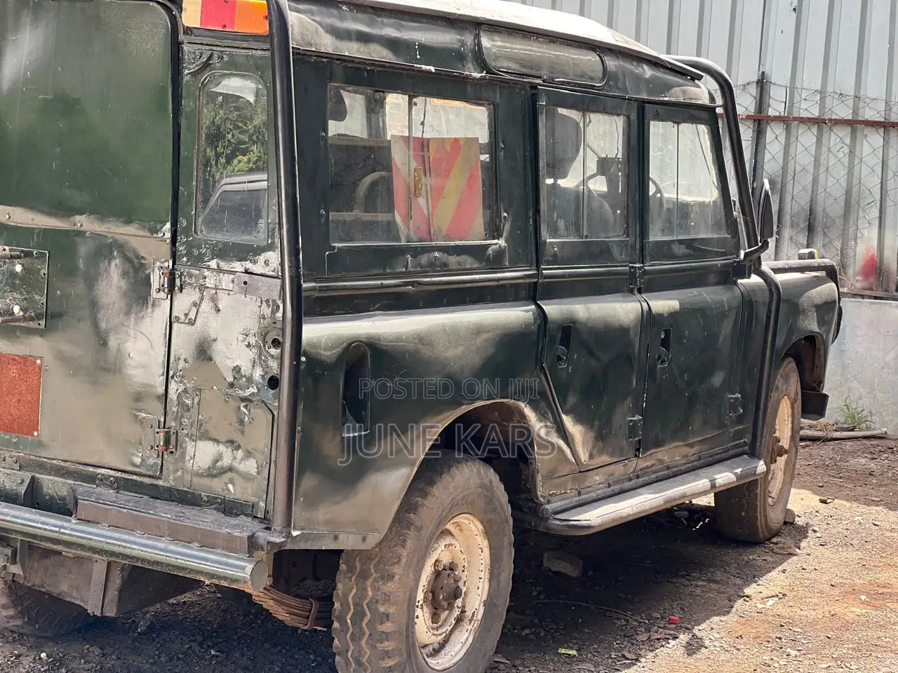 Land Rover Defender 2000 Green