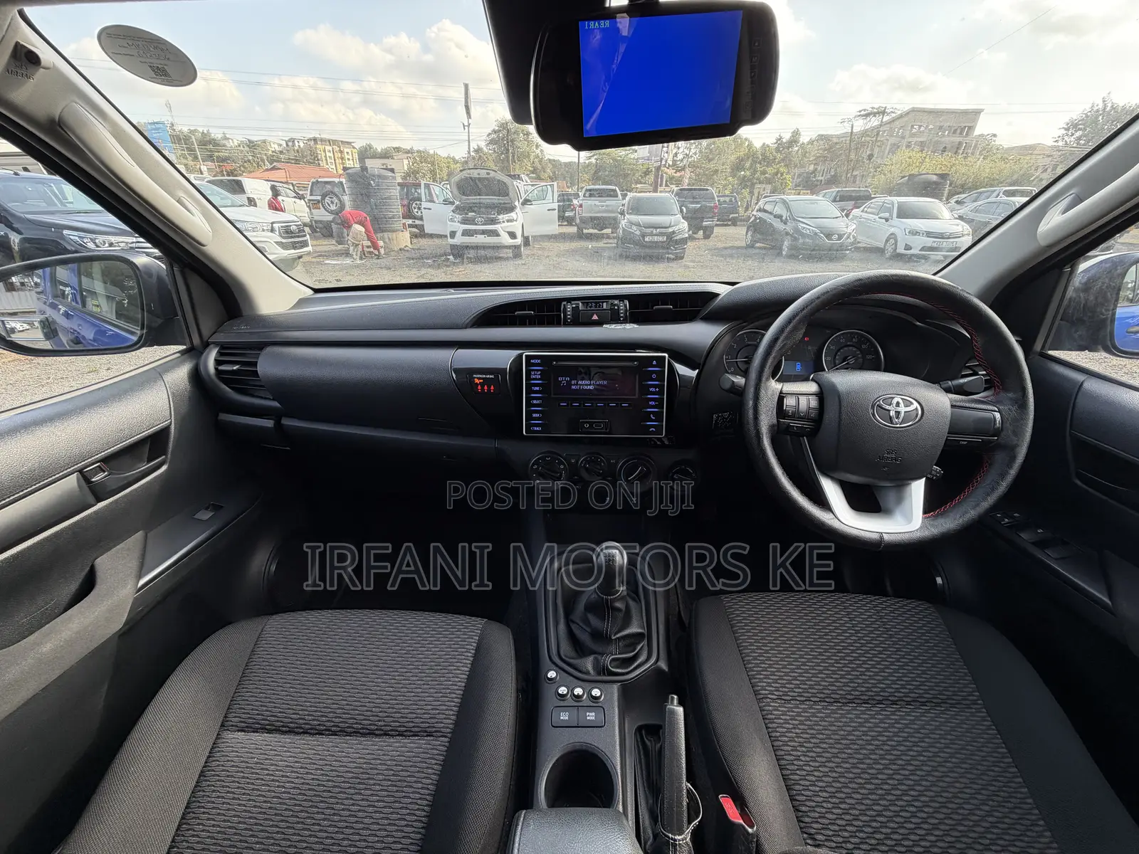 Toyota Hilux SR 4x4 2018 Blue