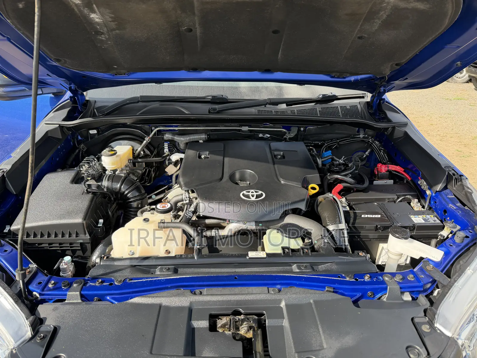 Toyota Hilux SR 4x4 2018 Blue
