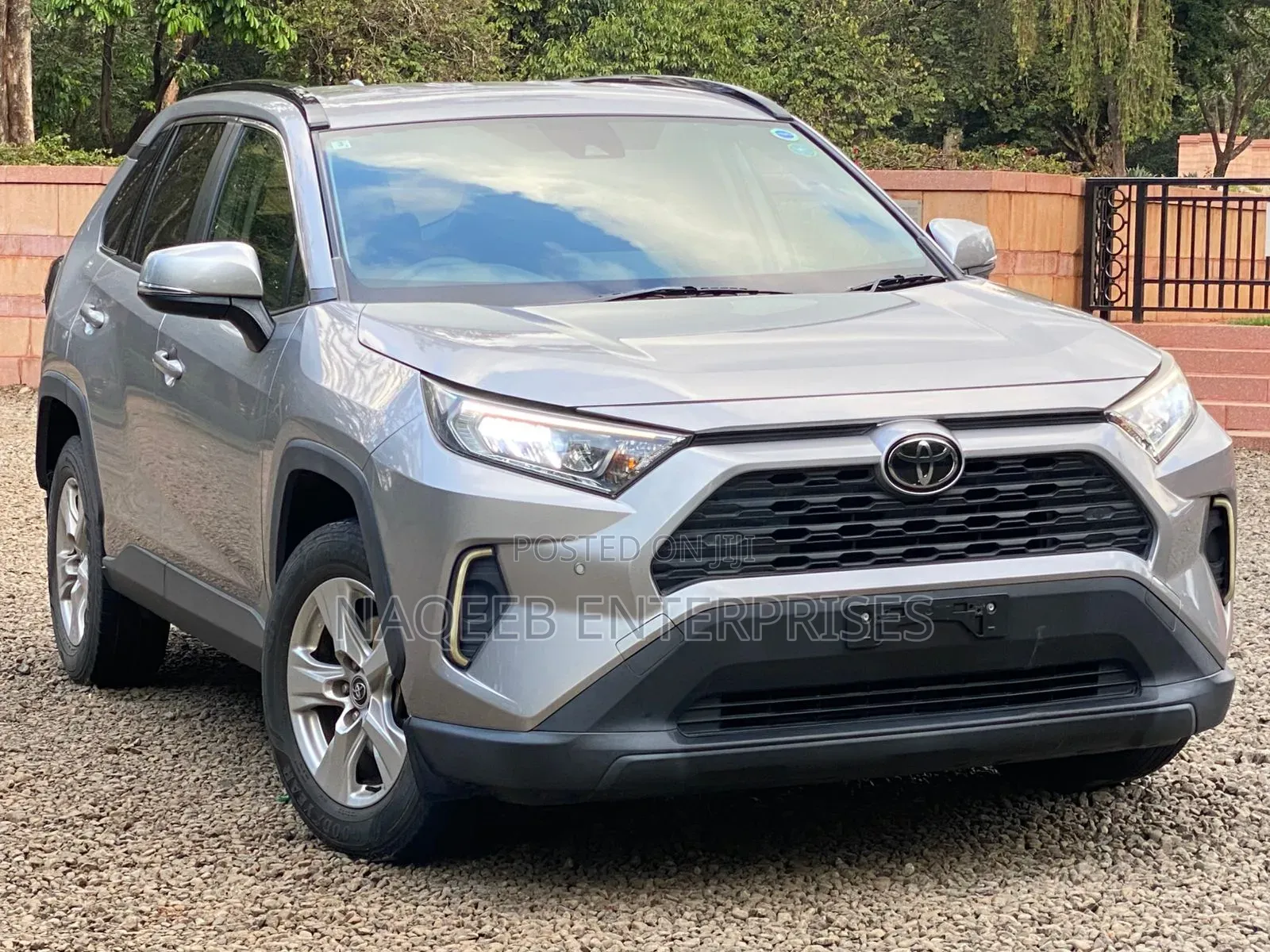 Toyota RAV4 2020 Silver