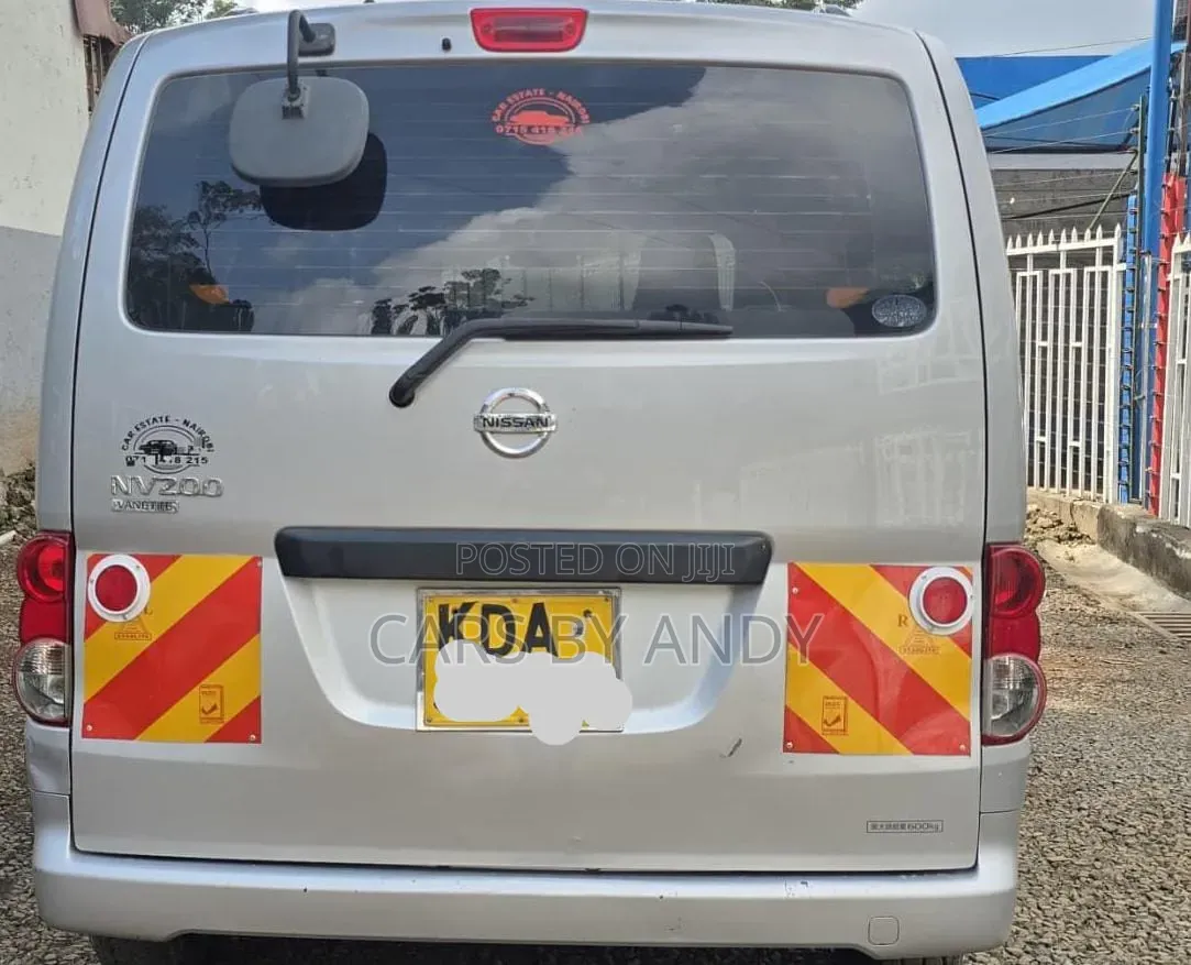 Nissan NV200 2013 Gray