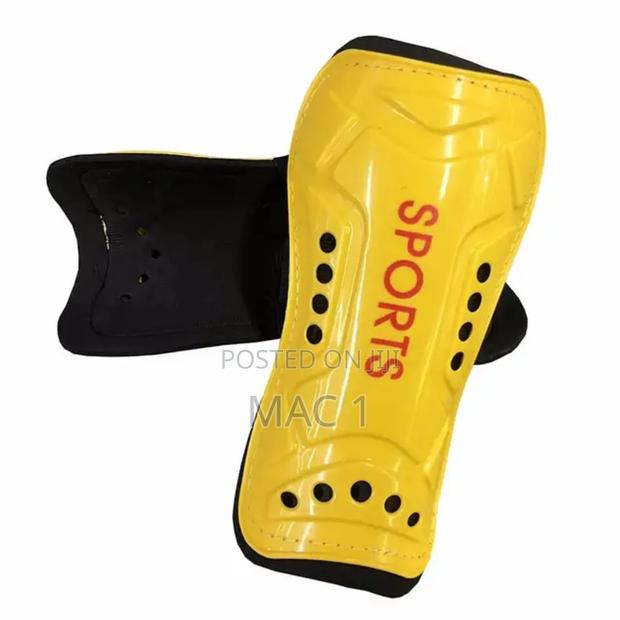 Soccer Shin Guards-Lightweight Leg Protection