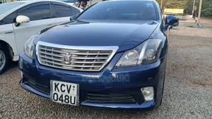 Toyota Crown 2013 Blue