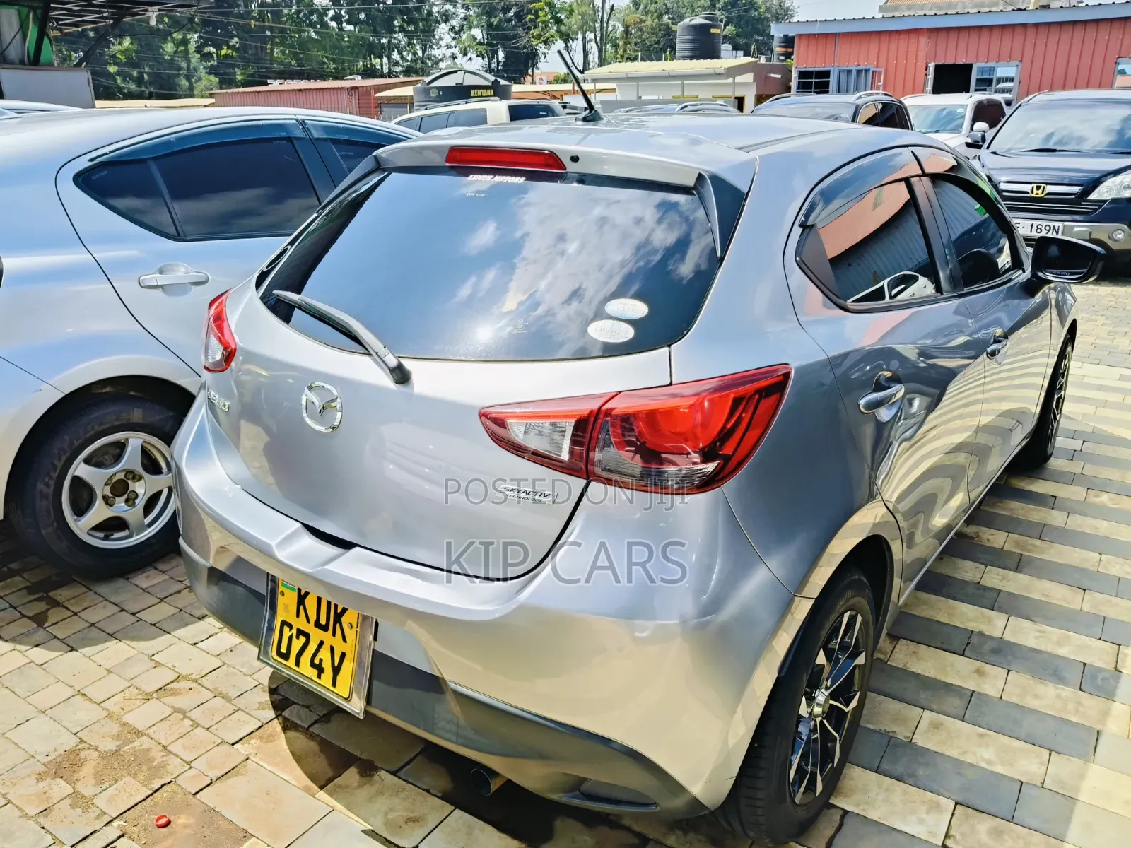 Mazda Demio 2015 Silver