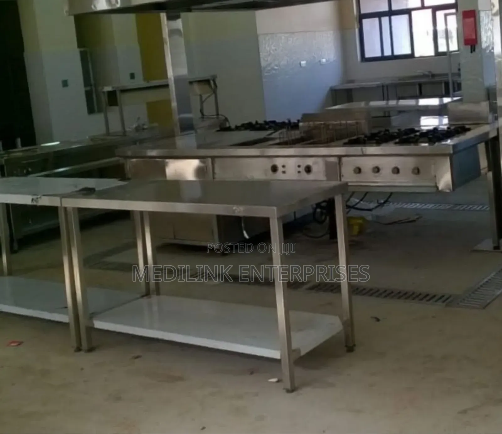 Mona Stainless Steel Commercial Kitchen Table 4*2ft