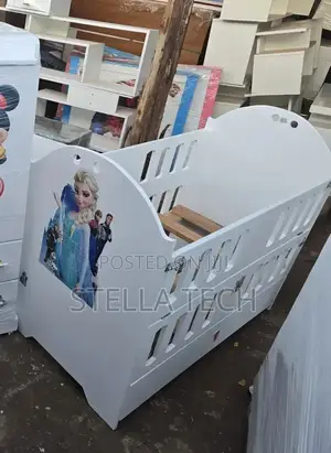 New Born Baby Cot/Bed