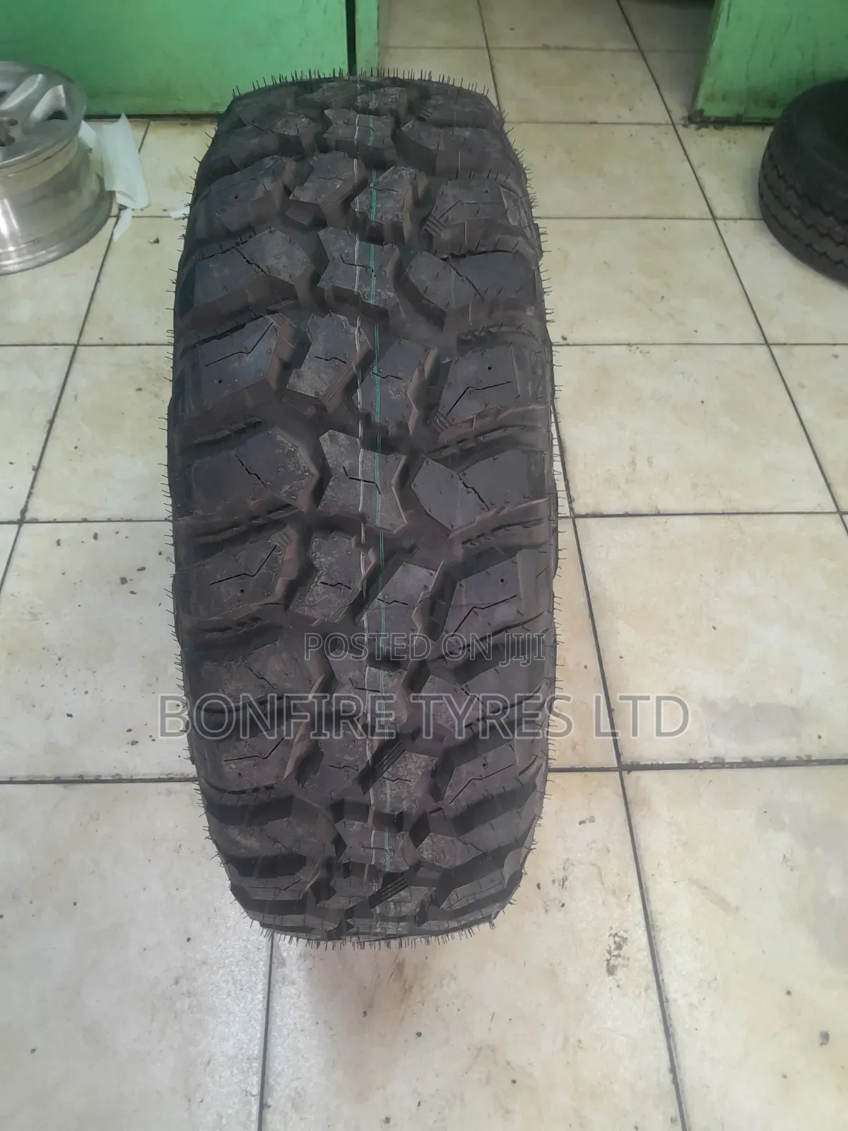 265/70r16 Austone