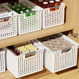 *Large Capacity Plastic Storage Basket