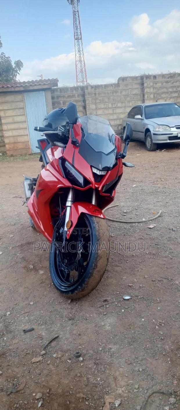 Taro GP1 400R 2024 Red - thumbnail 5