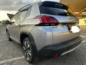 Peugeot 2008 2019 Gray