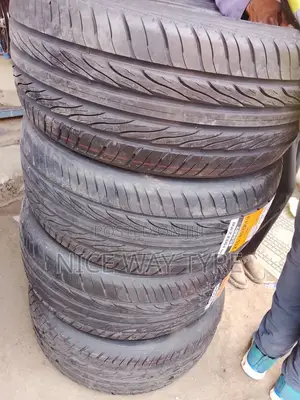 255/40r19 Mazzin