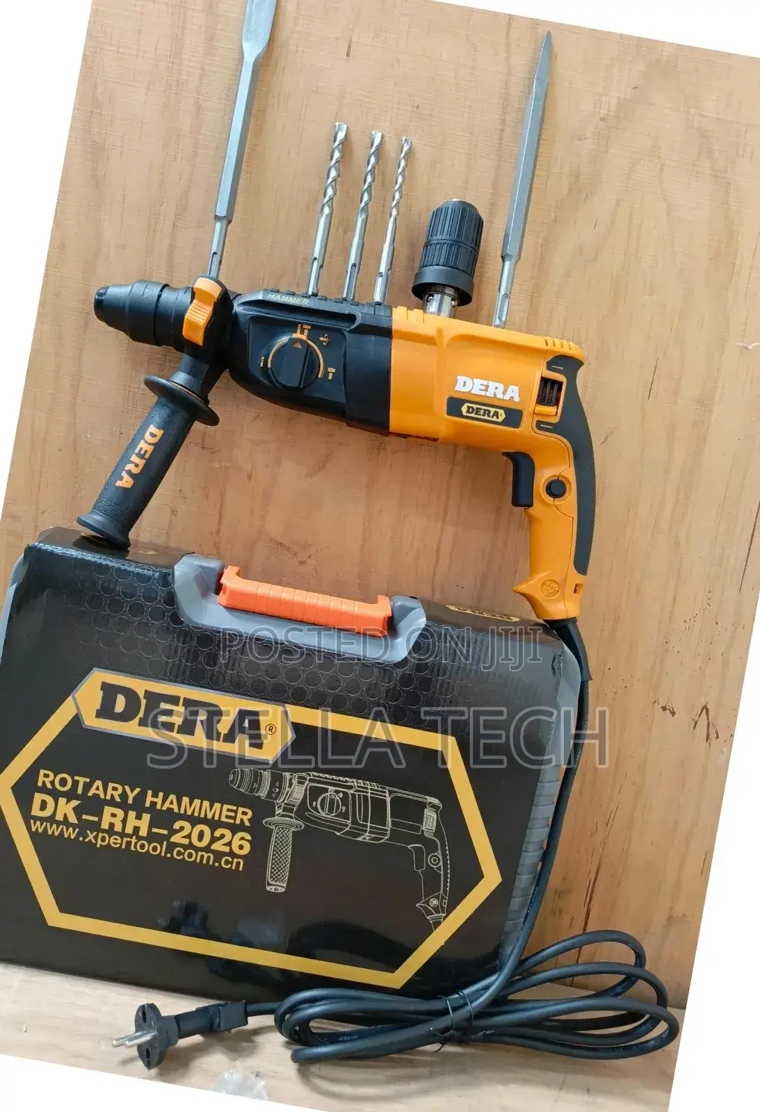 Dera Rotary Hammer Drill at 6000