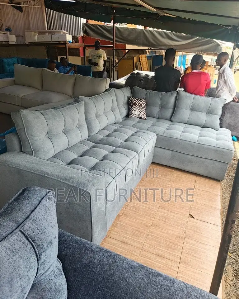 Modern Loose Cushion Lseat