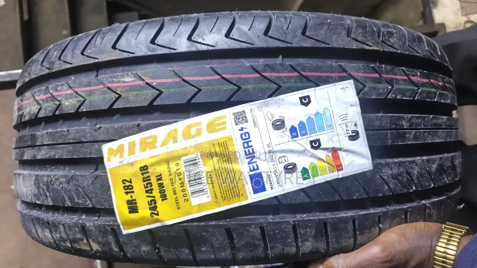 245/45r18 Mirage