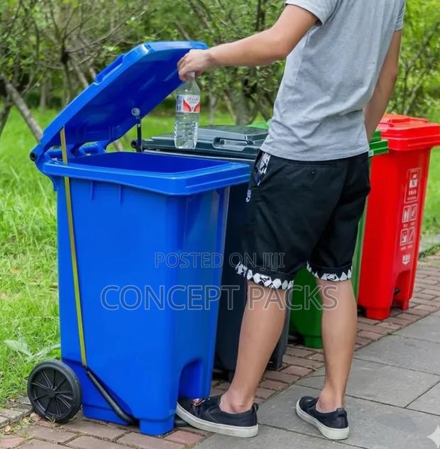 100 Litres Trash Bins