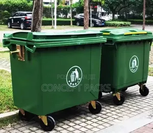 660-Litre Outdoor Garbage Container With Wheels
