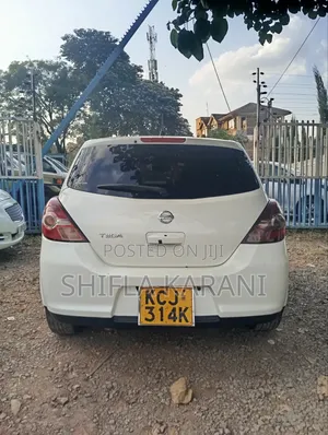Nissan Tiida 2009 White