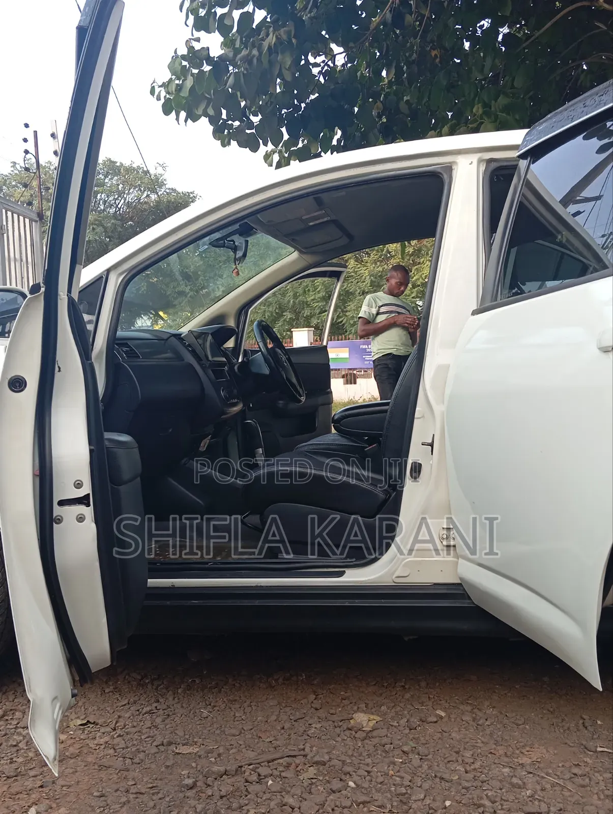 Nissan Tiida 2009 White